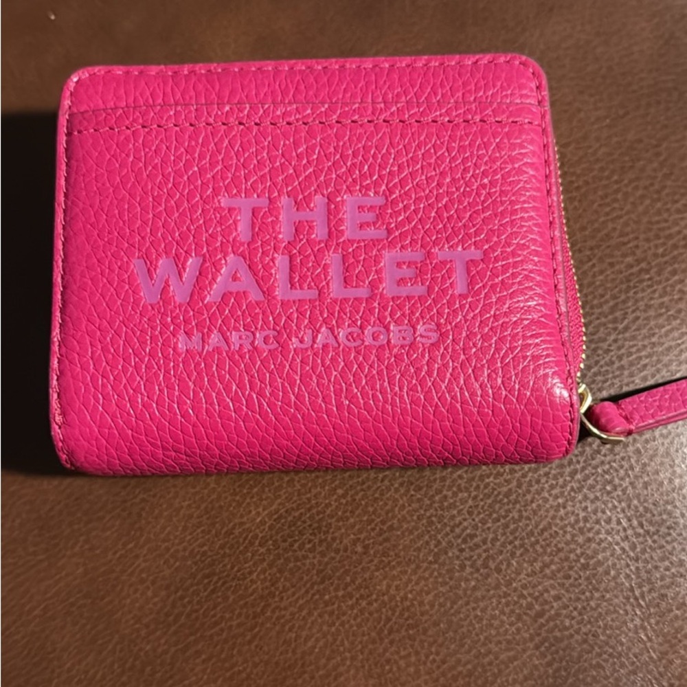 Marc Jacobs fuchsia/pink wallet